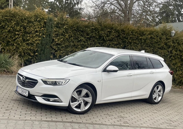 Opel Insignia cena 58500 przebieg: 183000, rok produkcji 2018 z Pieniężno małe 466